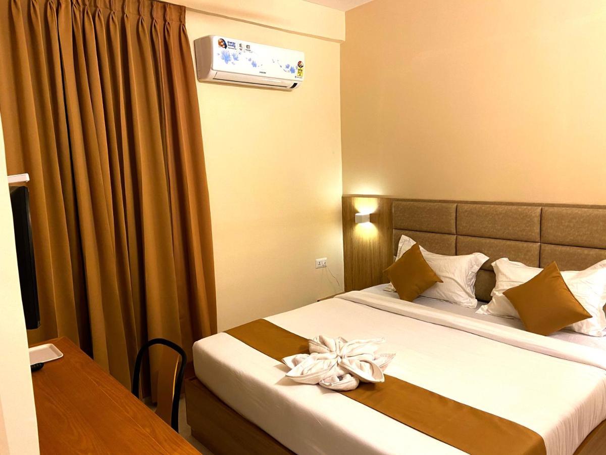 Tag Hotels Irugur Экстерьер фото