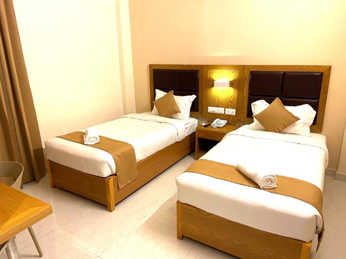 Tag Hotels Irugur Экстерьер фото