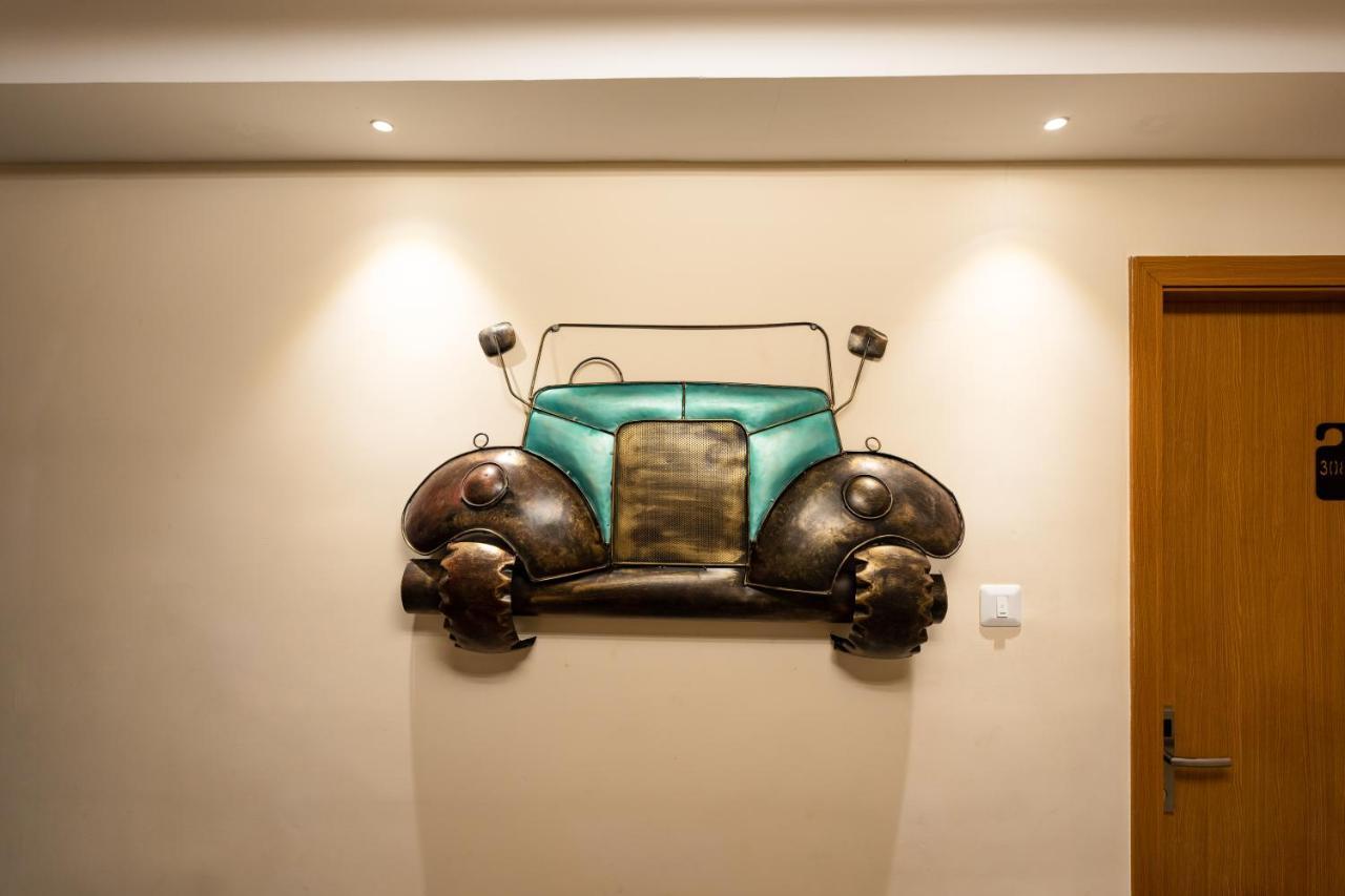 Tag Hotels Irugur Экстерьер фото