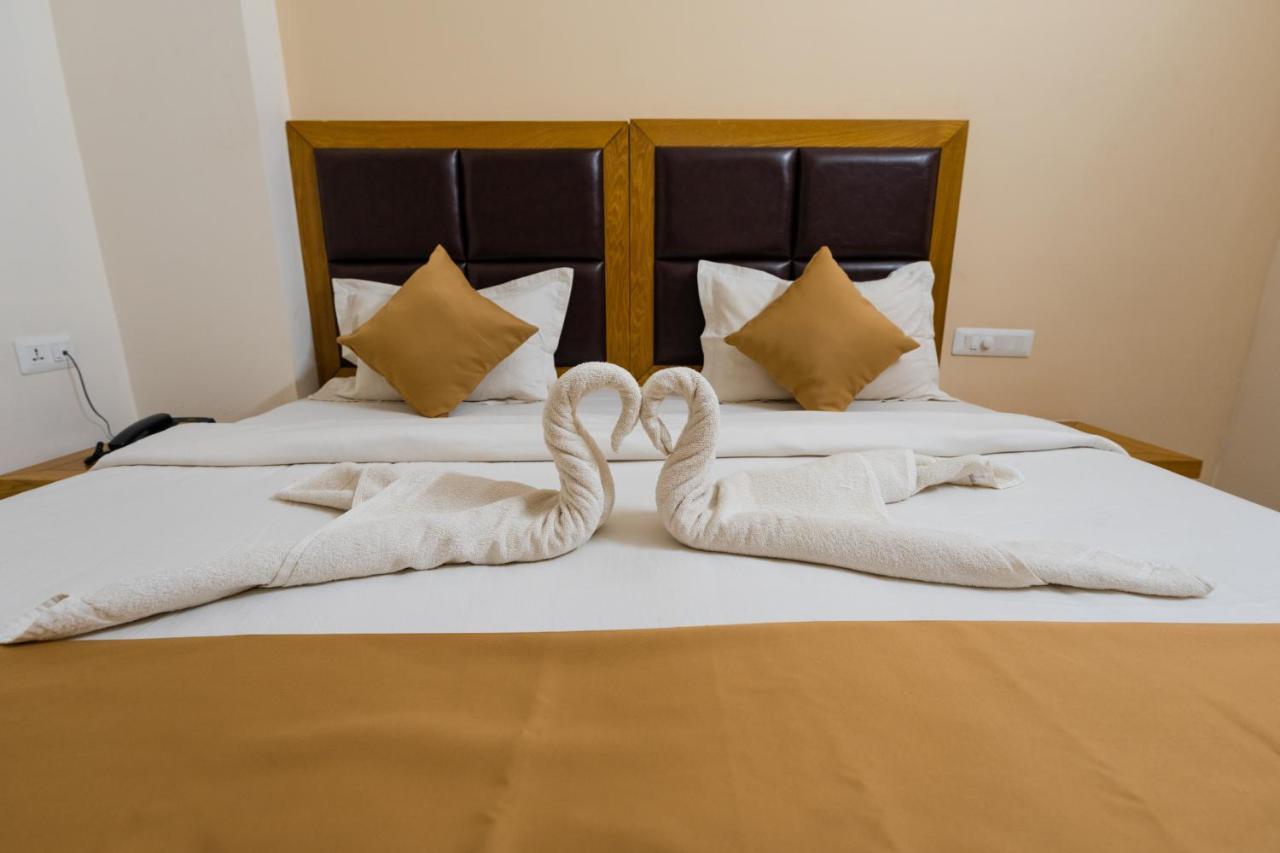 Tag Hotels Irugur Экстерьер фото
